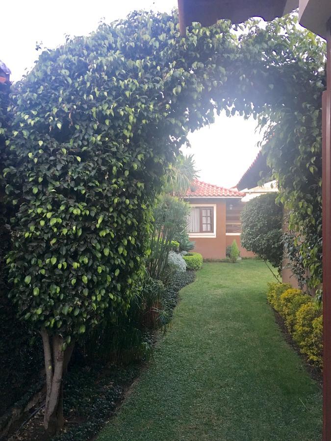 Apartamento Con Jardin 科恰班巴 外观 照片
